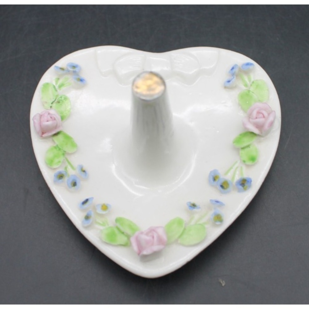 Vintage Heart Shaped Ring Holder Trinket Dish 3D Floral Cottagecore Grannycore